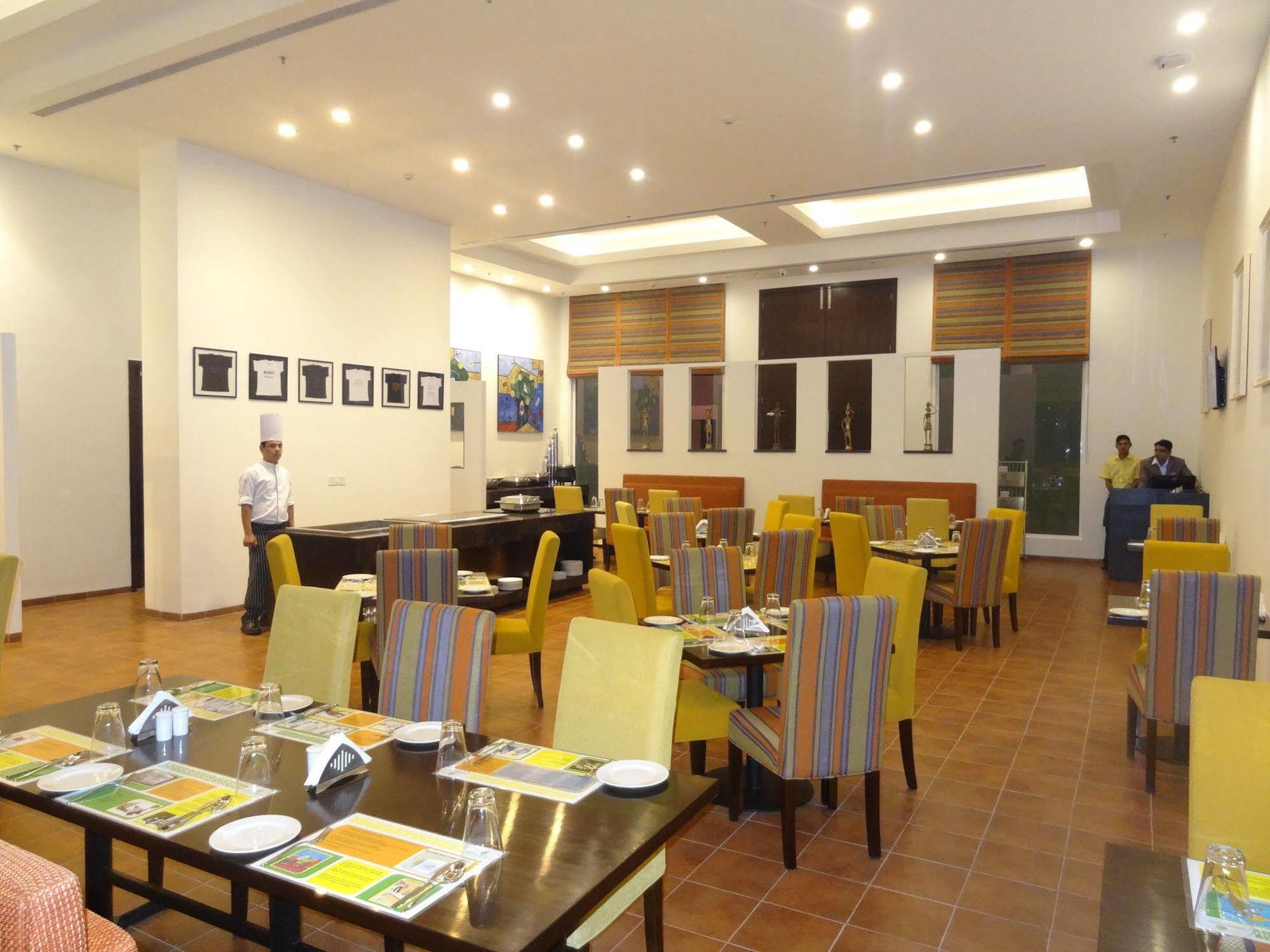 Regenta Central Hestia Dahej, Bhensali Bagian luar foto