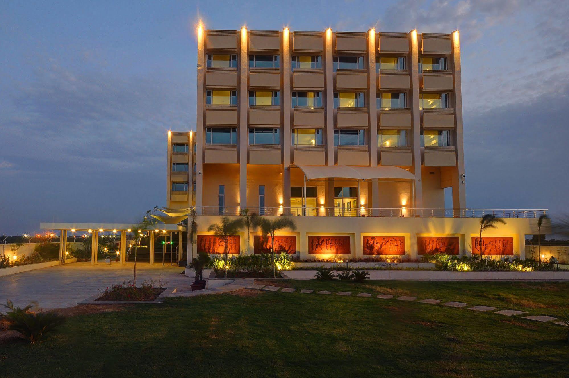 Regenta Central Hestia Dahej, Bhensali Bagian luar foto
