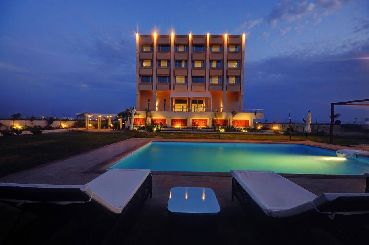 Regenta Central Hestia Dahej, Bhensali Bagian luar foto
